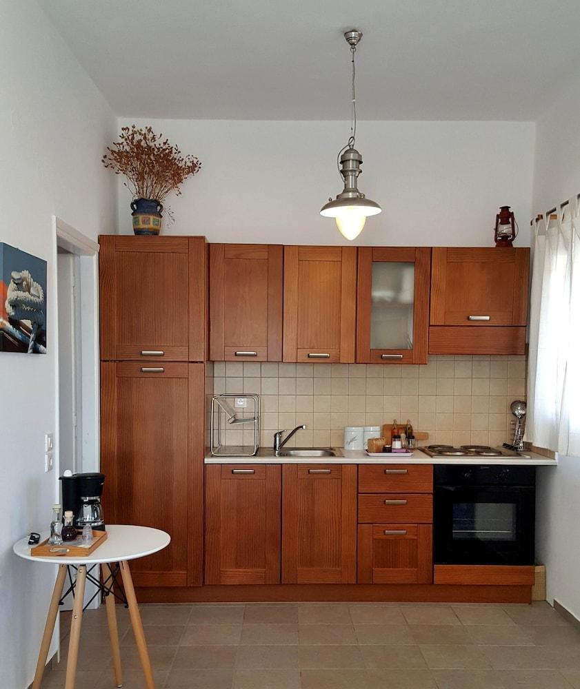 Avissalou Apartments Agios Romanos Luaran gambar