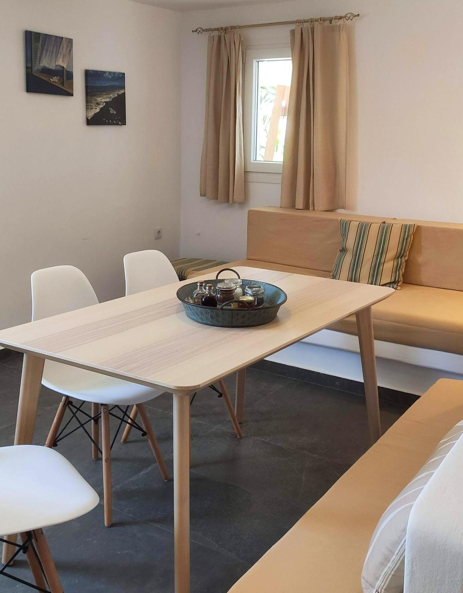 Avissalou Apartments Agios Romanos Luaran gambar