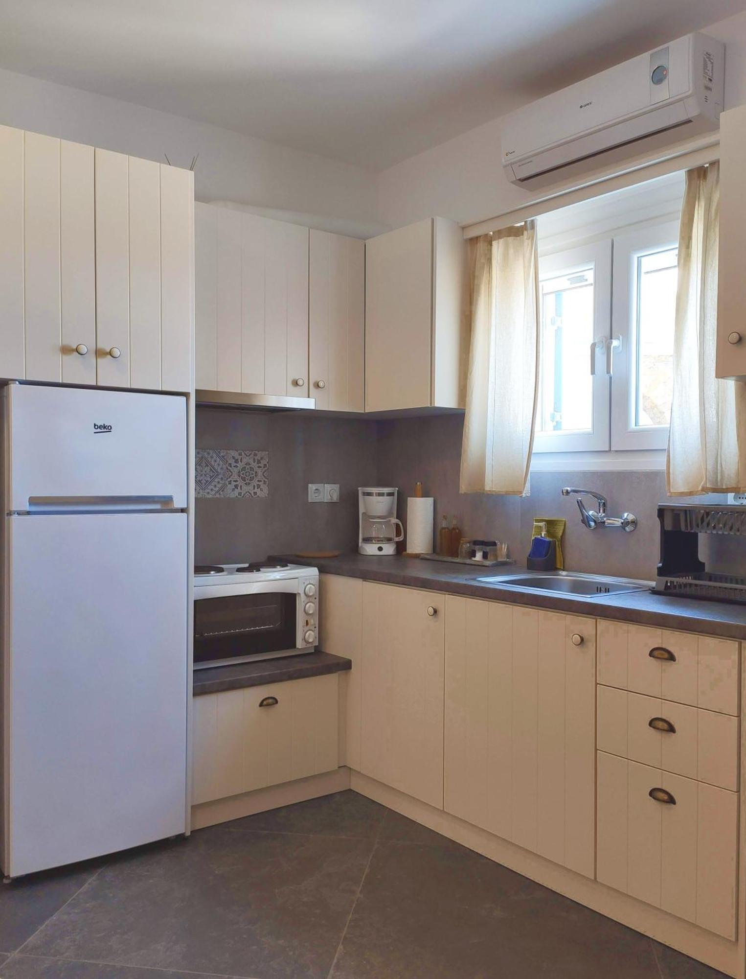 Avissalou Apartments Agios Romanos Luaran gambar