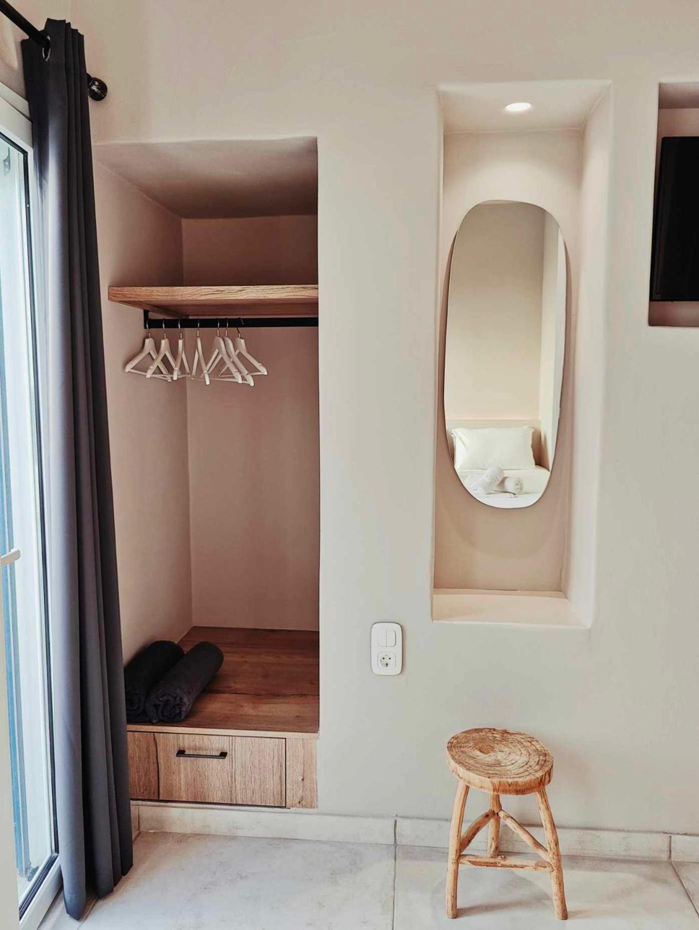 Avissalou Apartments Agios Romanos Luaran gambar