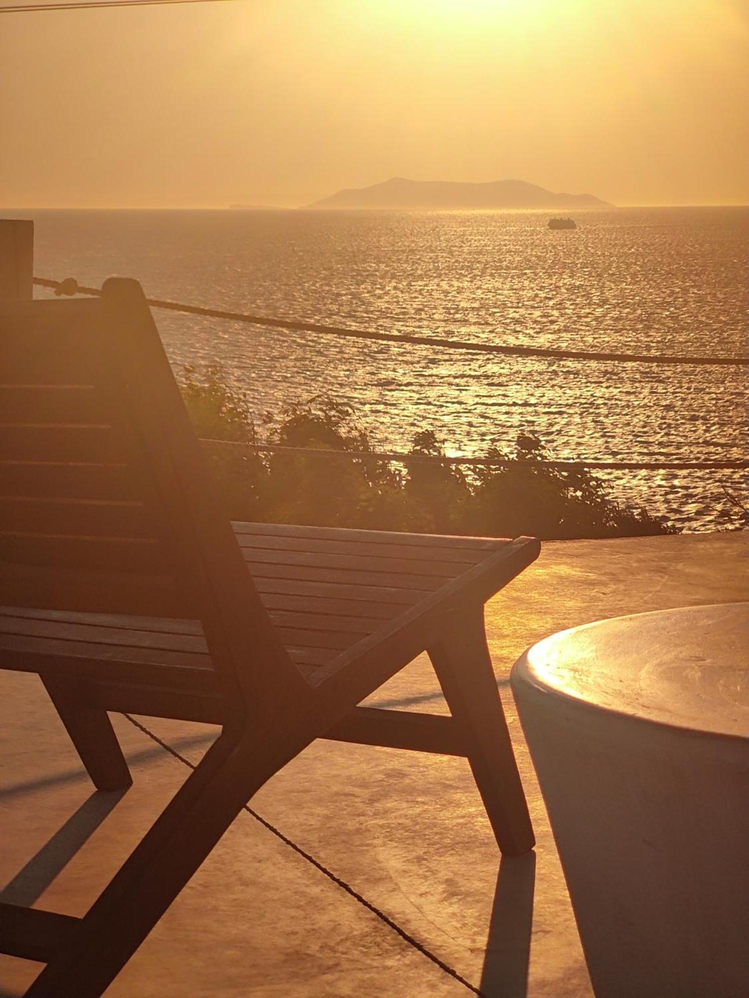 Avissalou Apartments Agios Romanos Luaran gambar